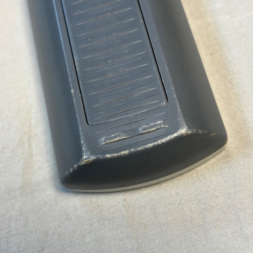 Insignia DVD Recorder DVD VCR Remote Control 6711R1N189C Gray genuine oem tested - Picture 4 of 6